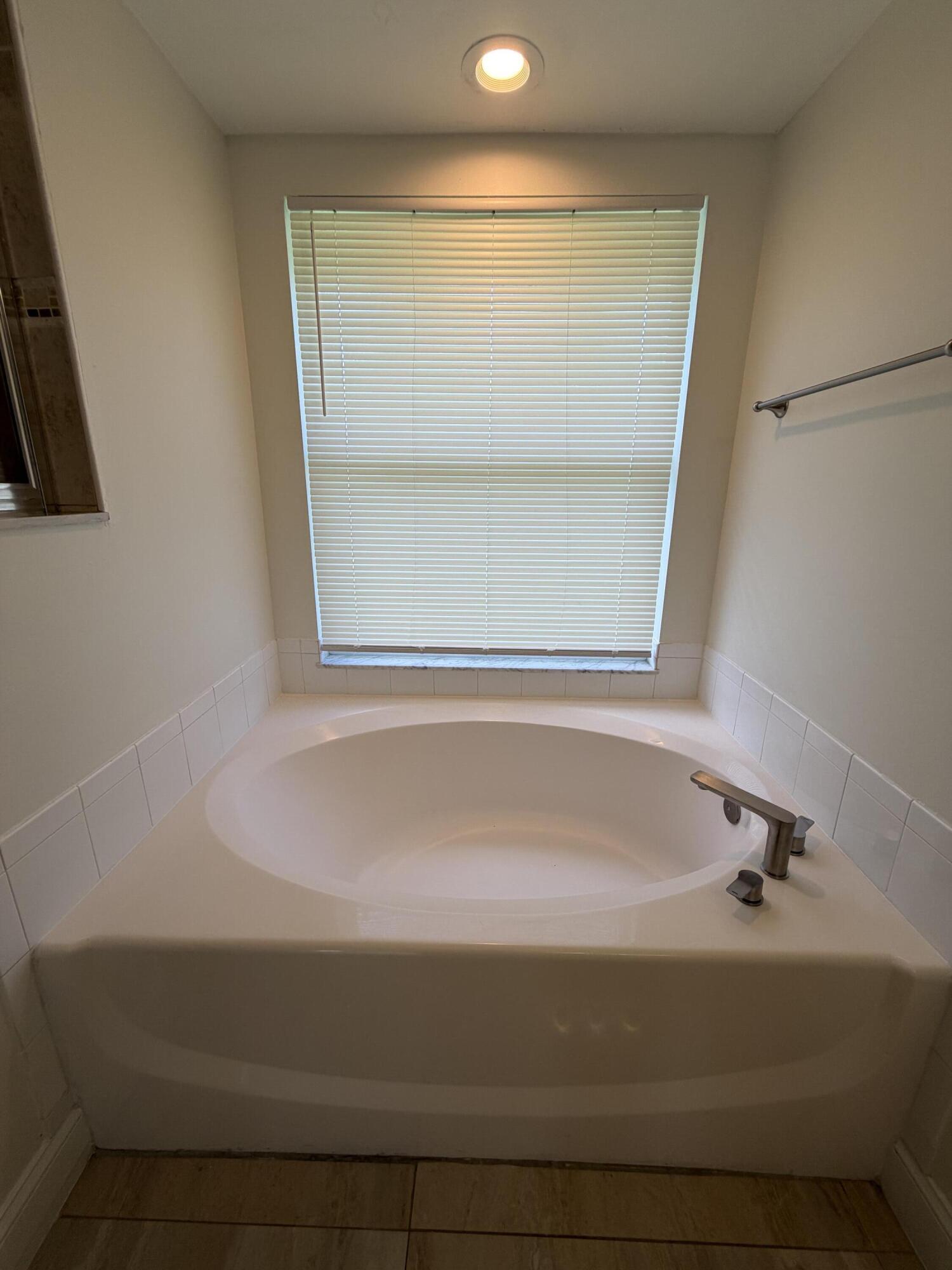 2619 Southwest Fair Isle Road Port St. Lucie, FL 34987 - Photo 22 of 37 IMG_1204