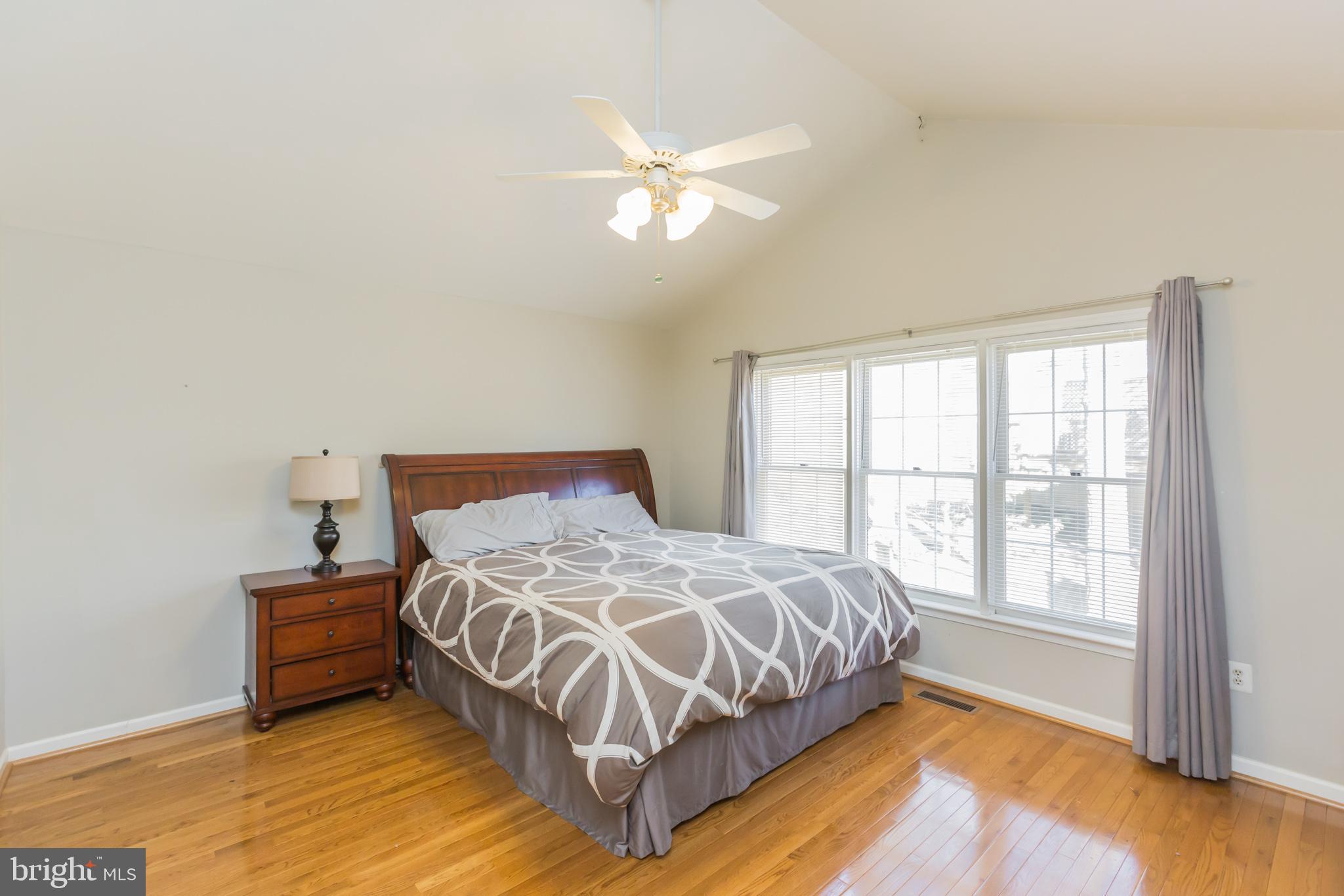 12588 Rock Ridge Road Herndon, VA 20170 - Photo 14 of 30 Gallery Image 14