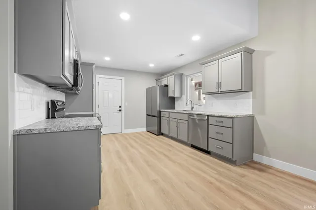 $259,900 | 8045 Harrisburg Lane, Fort Wayne, IN 46835