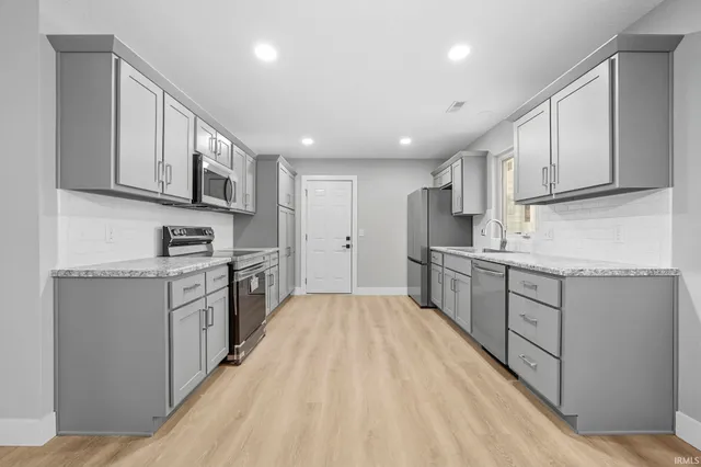 $259,900 | 8045 Harrisburg Lane, Fort Wayne, IN 46835