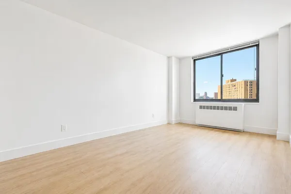 $7,995 | 1735 York Avenue, Unit 16G | Upper East Side