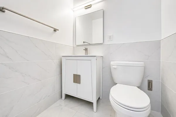 $7,995 | 1735 York Avenue, Unit 16G | Upper East Side