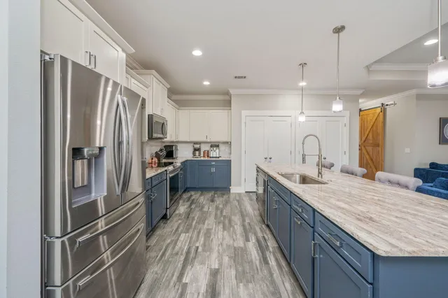 $570,000 | 1504 West Ponderosa Road, Fort Walton Beach, FL 32547