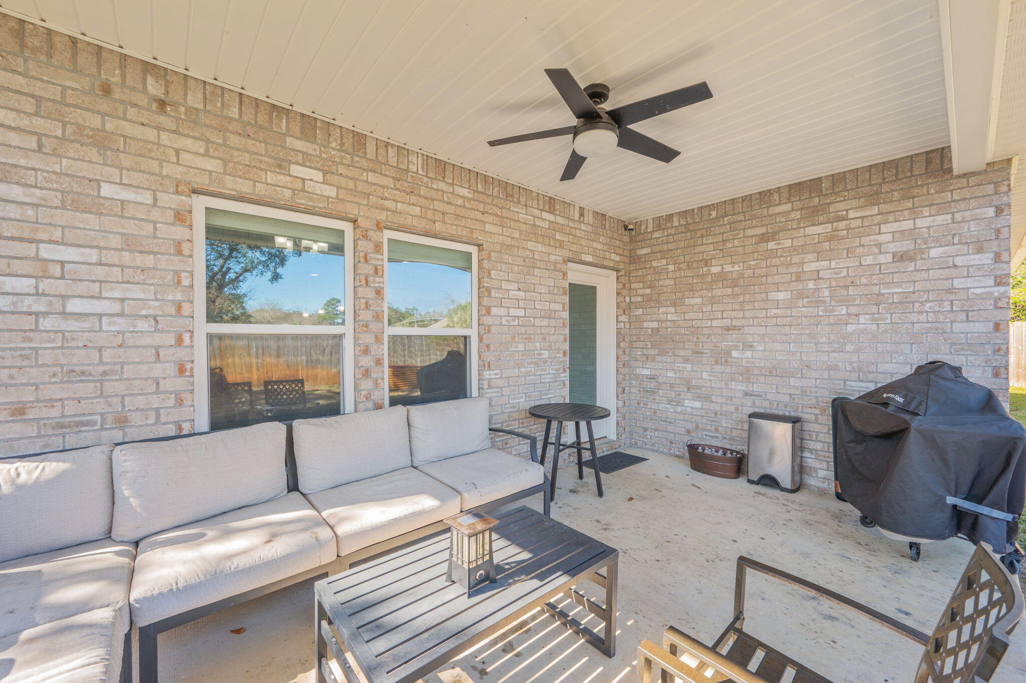 1504 West Ponderosa Road Fort Walton Beach, FL 32547 - Photo 39 of 42 COVERED PATIO