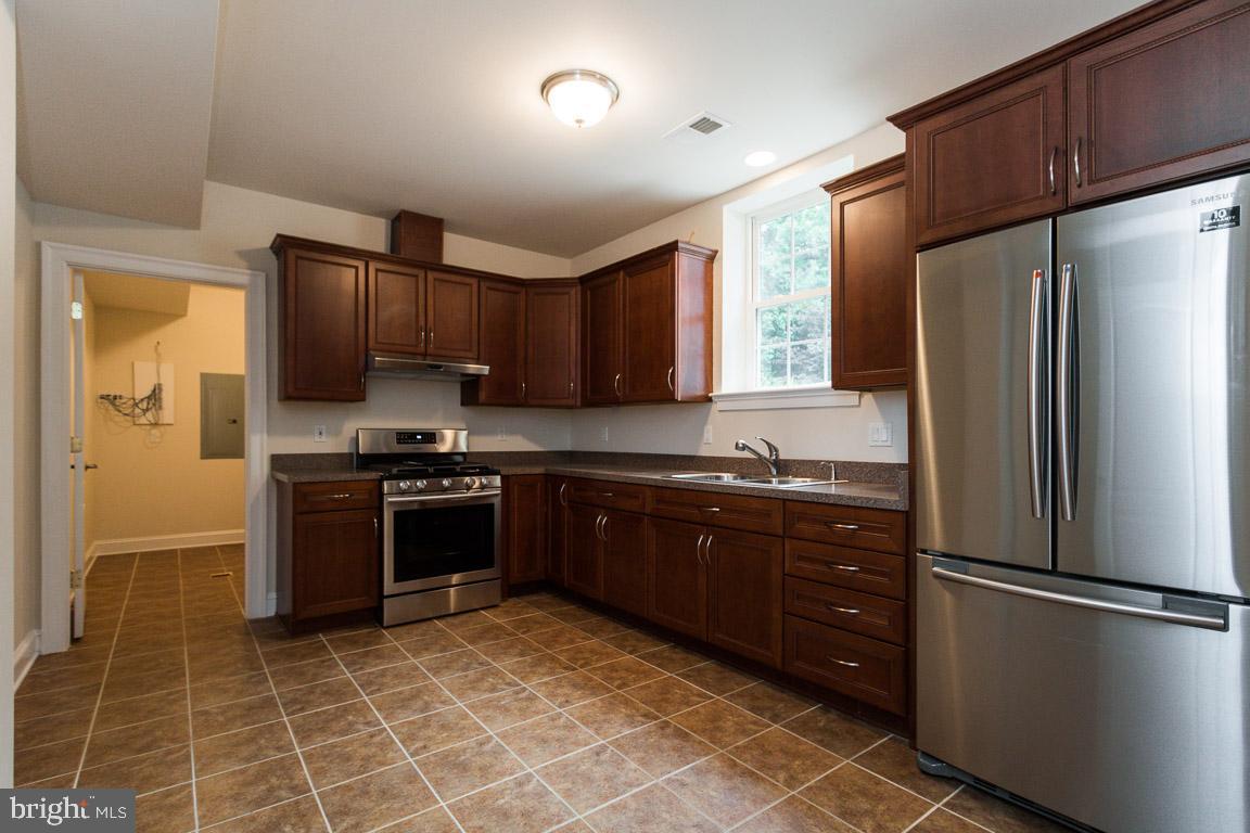 313 Adahi Road Southeast Vienna, VA 22180 - Photo 55 of 82 2nd Full Kitchen in Lower Level