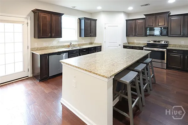 $2,995 | 119 Winslow Circle, Savannah, GA 31407