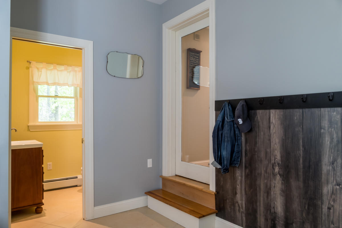 74 Quaker Ridge Road Durham, ME 04222 - Photo 39 of 53 46-Back entrance - Mudroom (2 of 2)