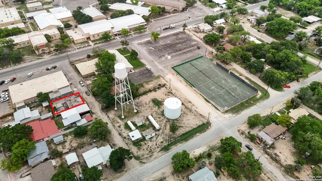 $18,000 | 108-106 West Pear Alley, Brackettville, TX 78832