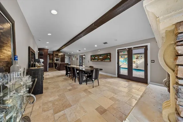 $1,599,900 | 452 Southeast Paradise Point Road, Crystal River, FL 34429