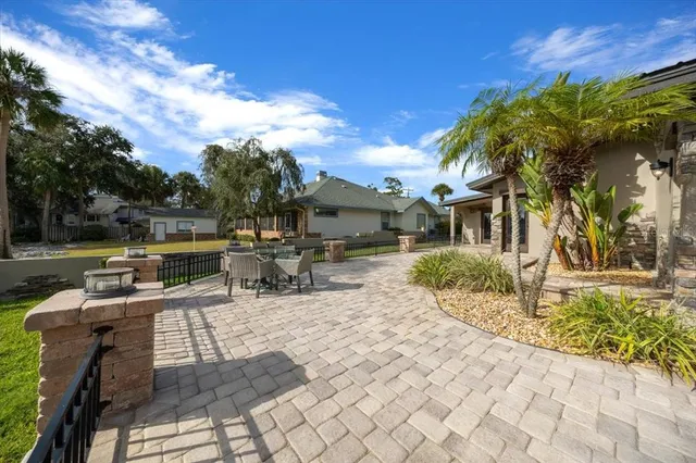 $1,599,900 | 452 Southeast Paradise Point Road, Crystal River, FL 34429