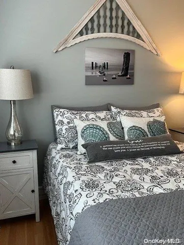 $7,500 | 178 Wilmot Road, Ocean Beach, NY 11770