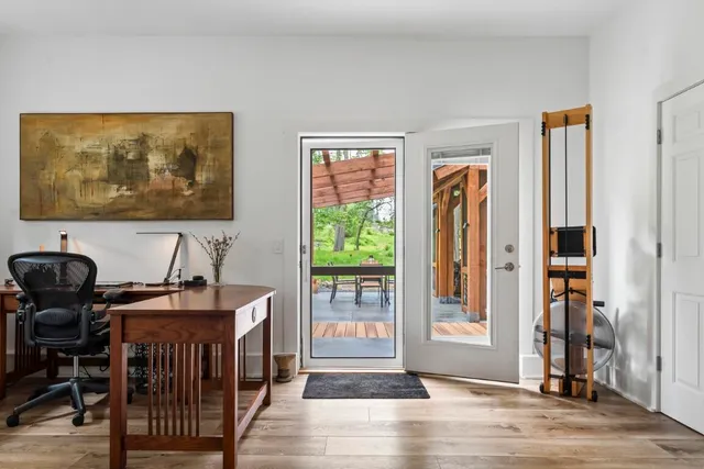 $1,525,000 | 98 Meadow Cove Road, Boothbay, ME 04544