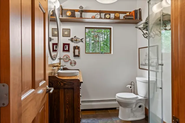 $1,525,000 | 98 Meadow Cove Road, Boothbay, ME 04544