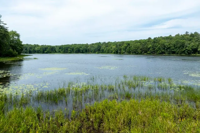 $1,525,000 | 98 Meadow Cove Road, Boothbay, ME 04544