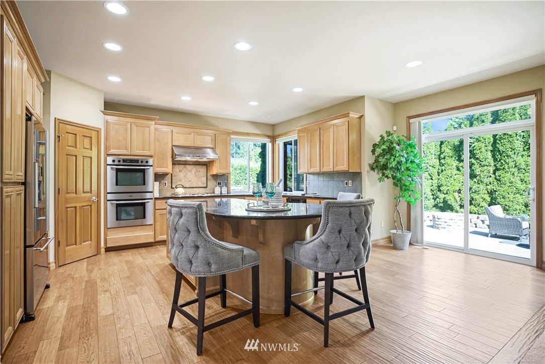 3907 221st Place Southeast Bothell, WA 98021 - Photo 8 of 35