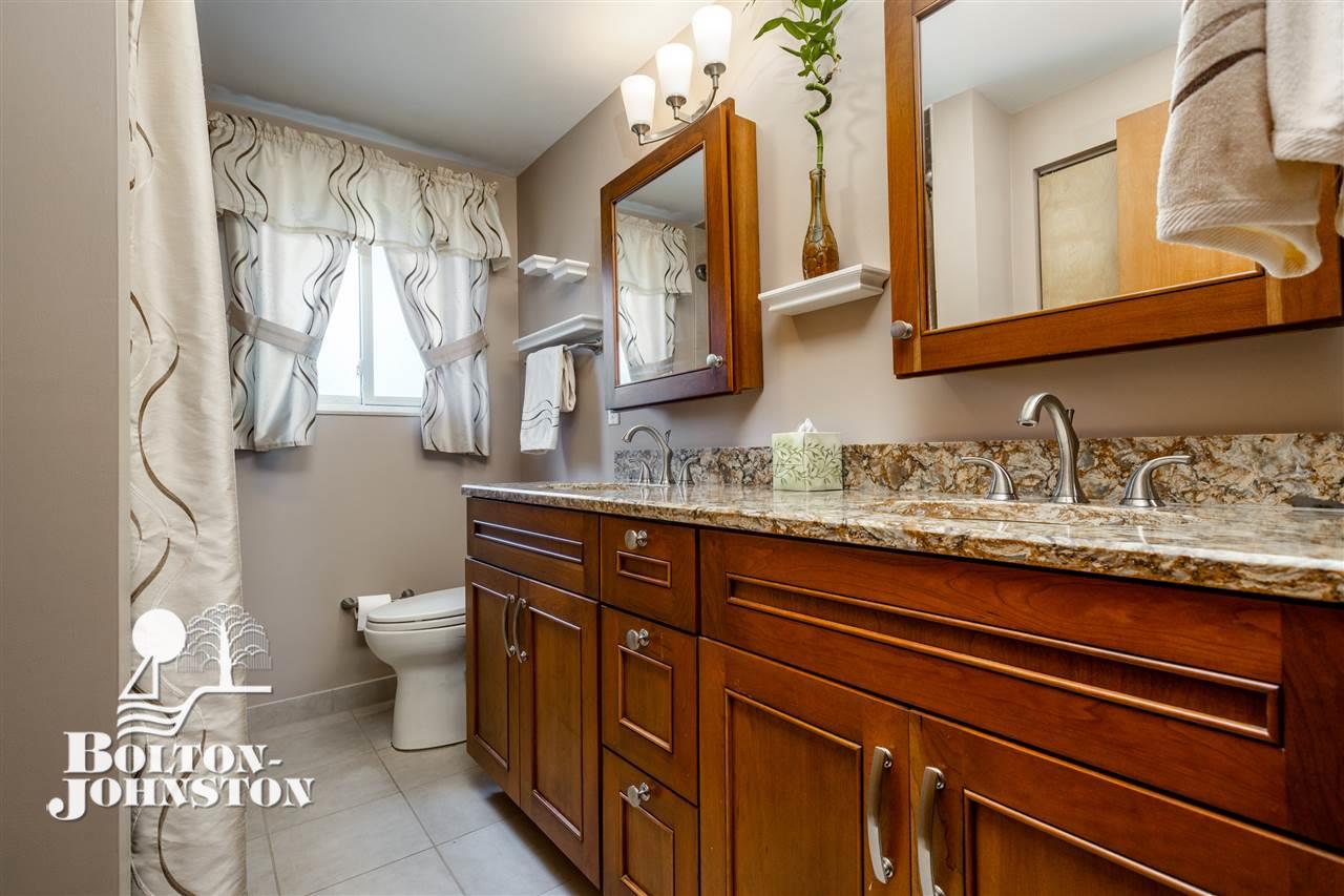 477 Cook Road Grosse Pointe, MI 48236 - Photo 35 of 59 50003003-34.JPG