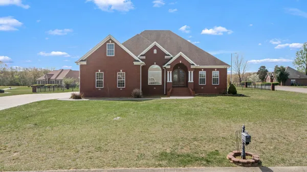 $599,900 | 100 Rosehaven Court, Tullahoma, TN 37388