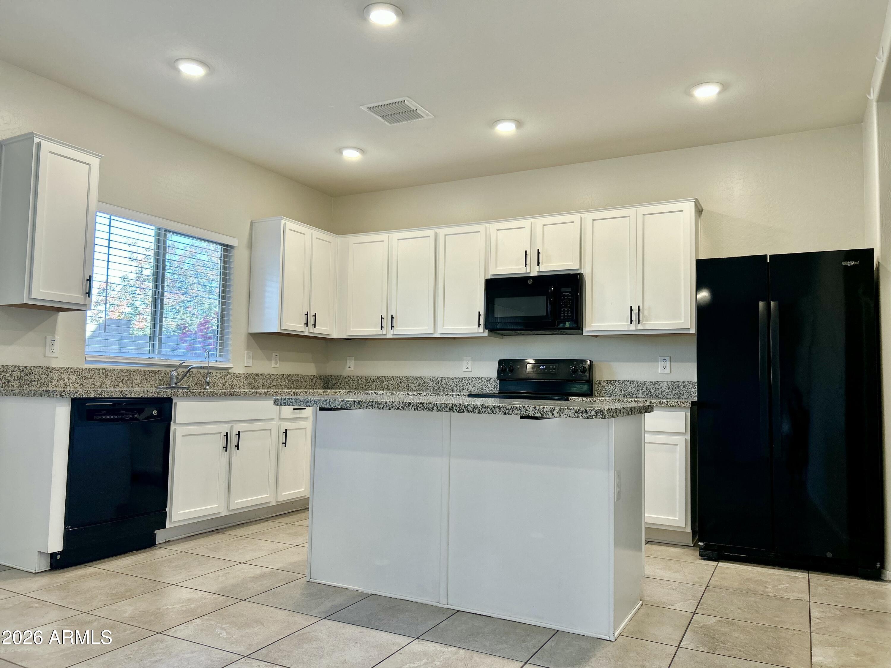 4064 West Coles Road Laveen, AZ 85339 - Photo 7 of 26 IMG_5833