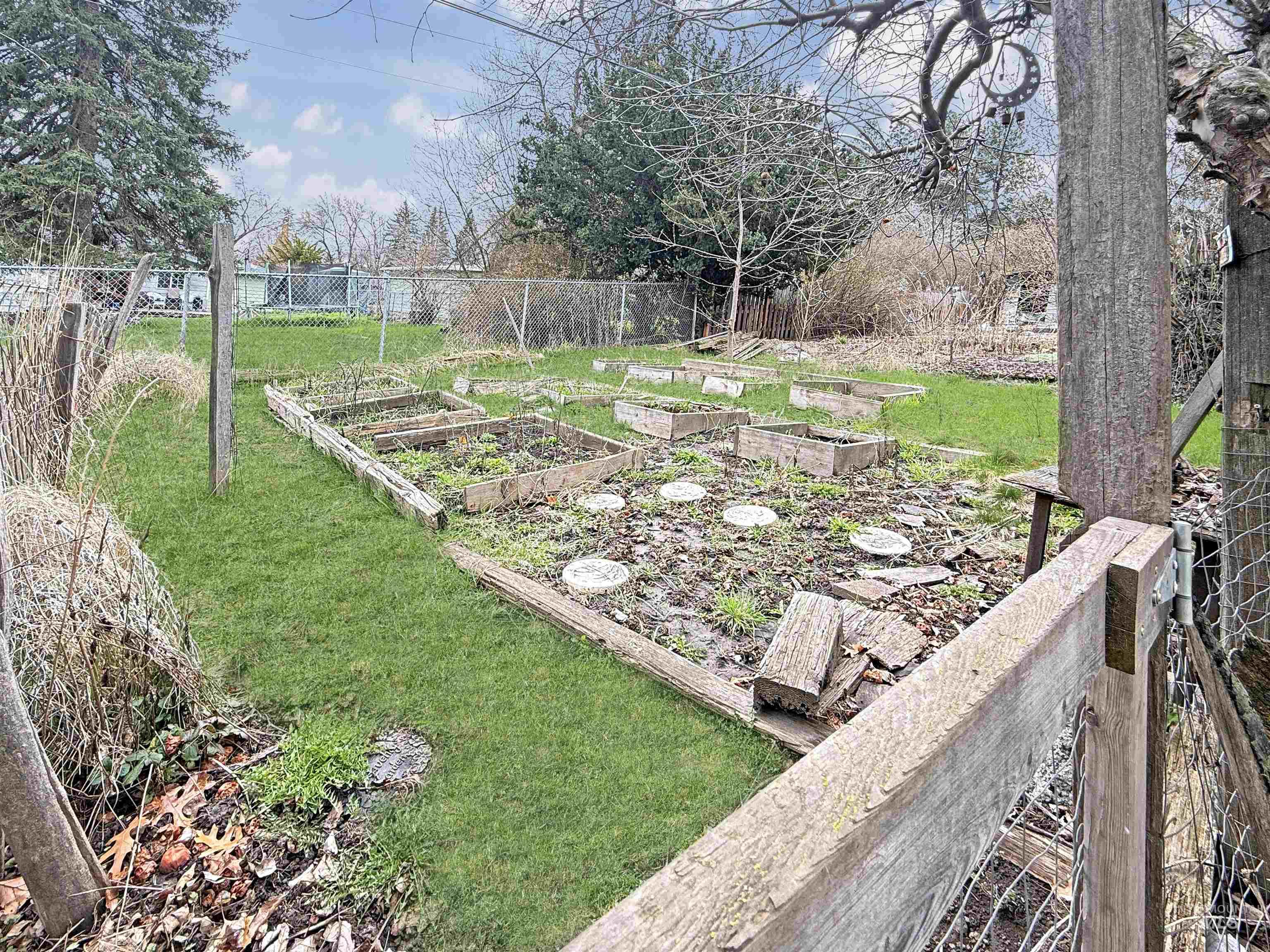 925 East 8th Street Moscow, ID 83843 - Photo 37 of 40