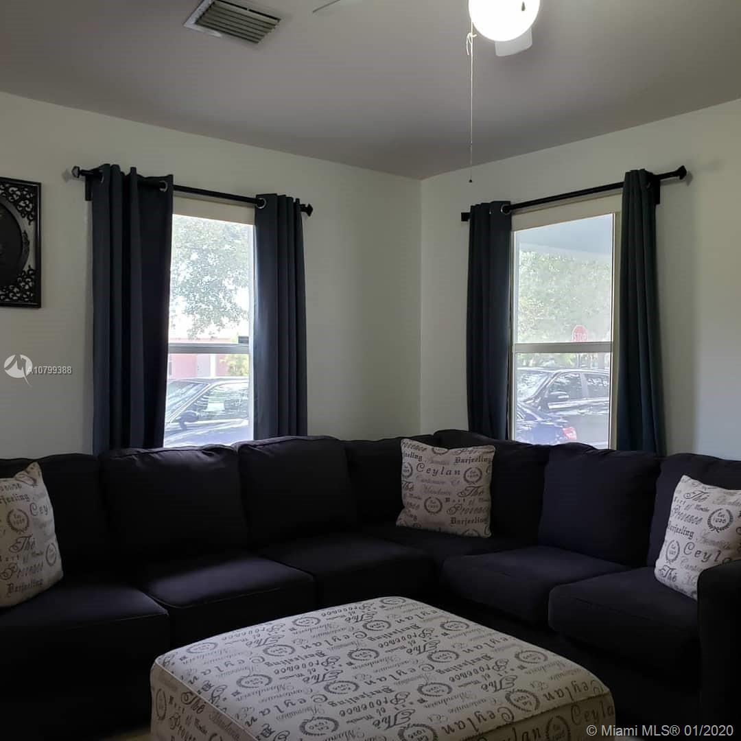 24344 Southwest 130th Place Homestead, FL 33032 - Photo 2 of 11