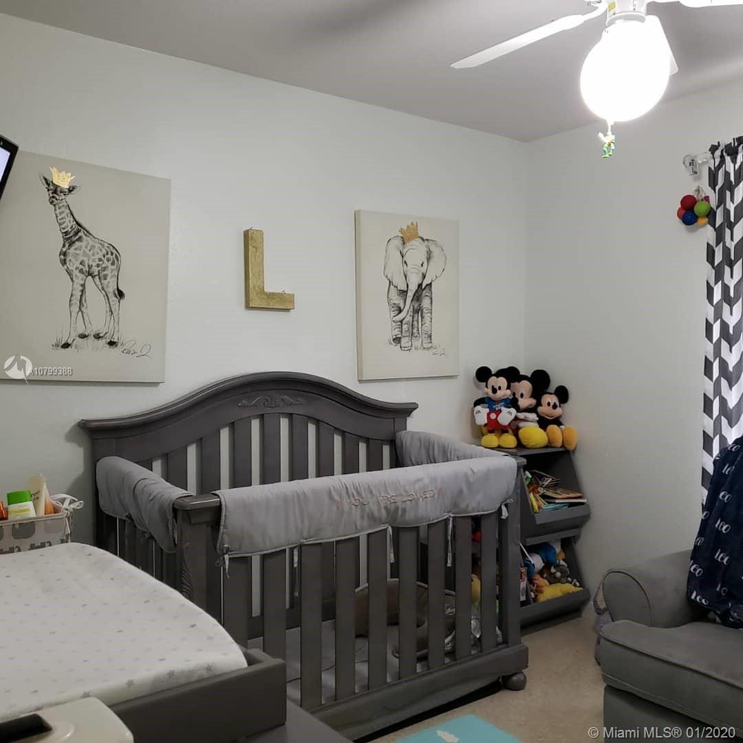 24344 Southwest 130th Place Homestead, FL 33032 - Photo 4 of 11