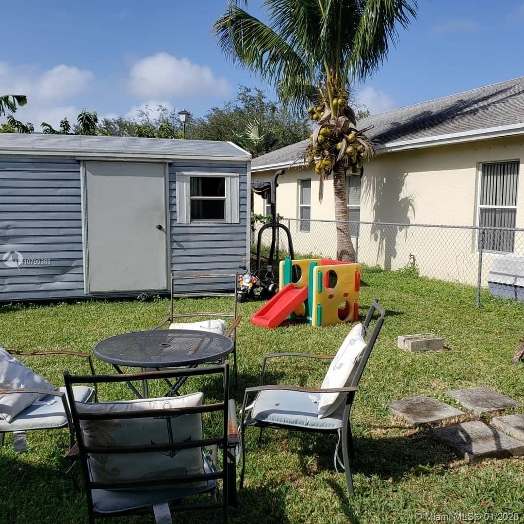 24344 Southwest 130th Place Homestead, FL 33032 - Photo 8 of 11