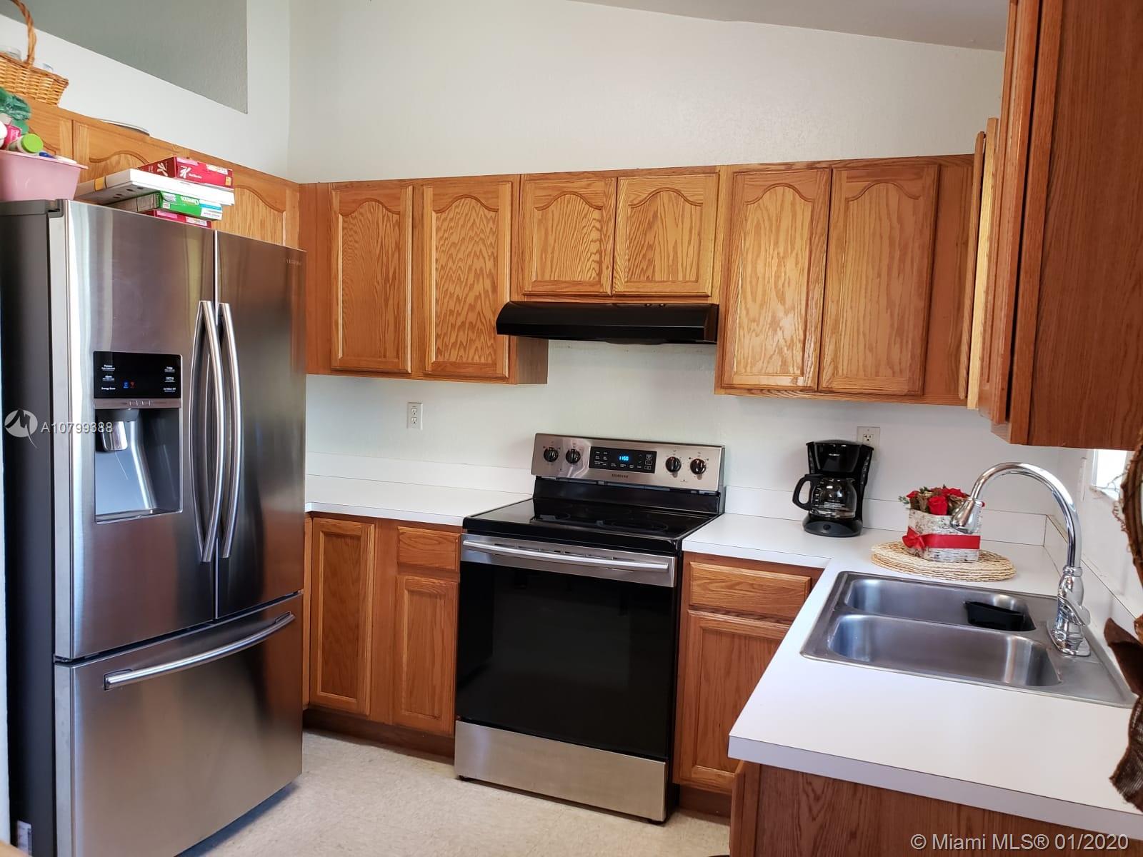 24344 Southwest 130th Place Homestead, FL 33032 - Photo 9 of 11