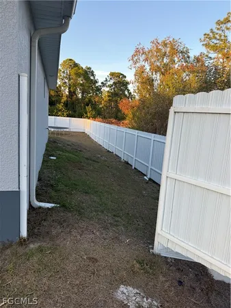 $2,200 | 2612 16th Street West, Lehigh Acres, FL 33971
