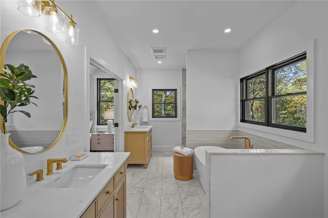 $1,499,999 | 1708 Ministerial Road, South Kingstown, RI 02879