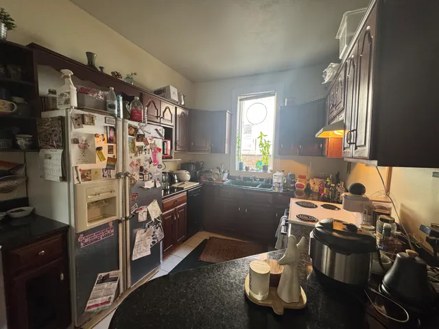 $475,000 | 2609 North Maryland Avenue, Unit 2611, Milwaukee, WI 53211