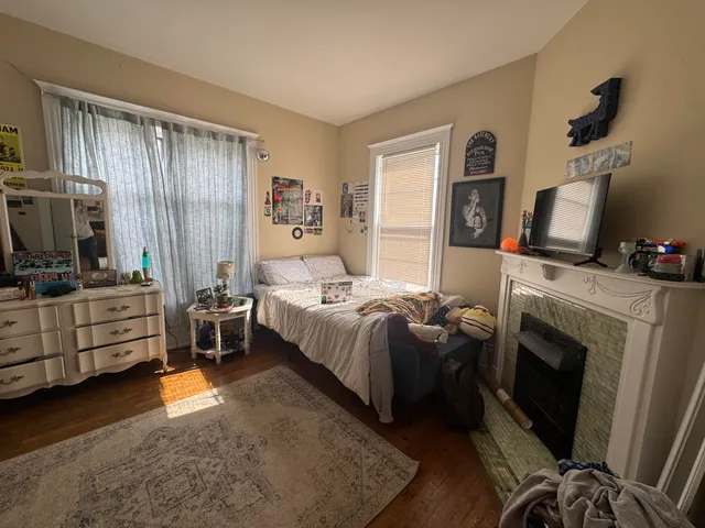 $475,000 | 2609 North Maryland Avenue, Unit 2611, Milwaukee, WI 53211