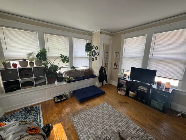 $475,000 | 2609 North Maryland Avenue, Unit 2611, Milwaukee, WI 53211