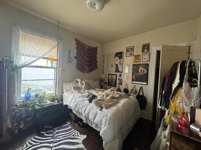 $475,000 | 2609 North Maryland Avenue, Unit 2611, Milwaukee, WI 53211