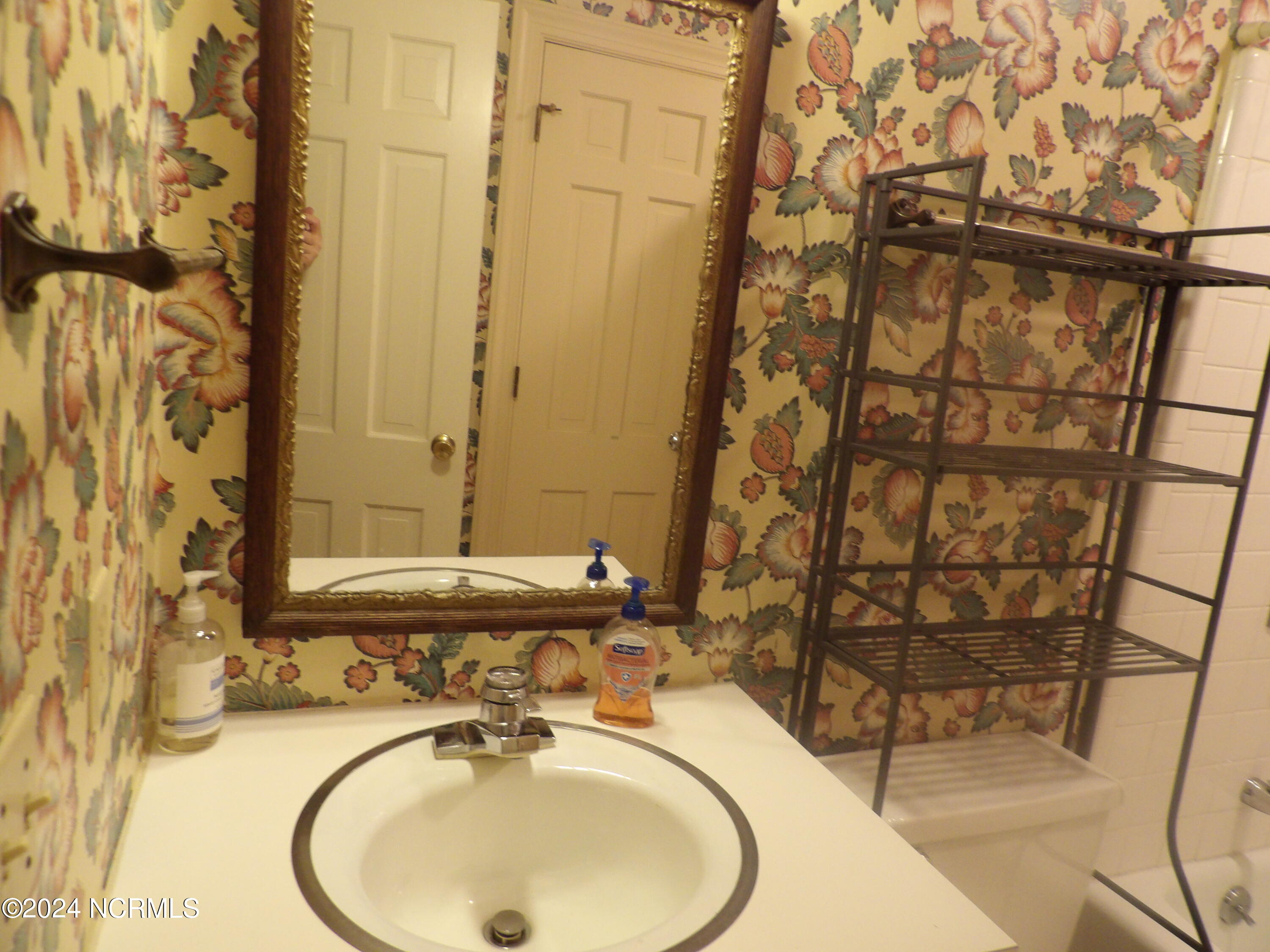 1301 Ridge Road Kinston, NC 28504 - Photo 30 of 51 100_0086