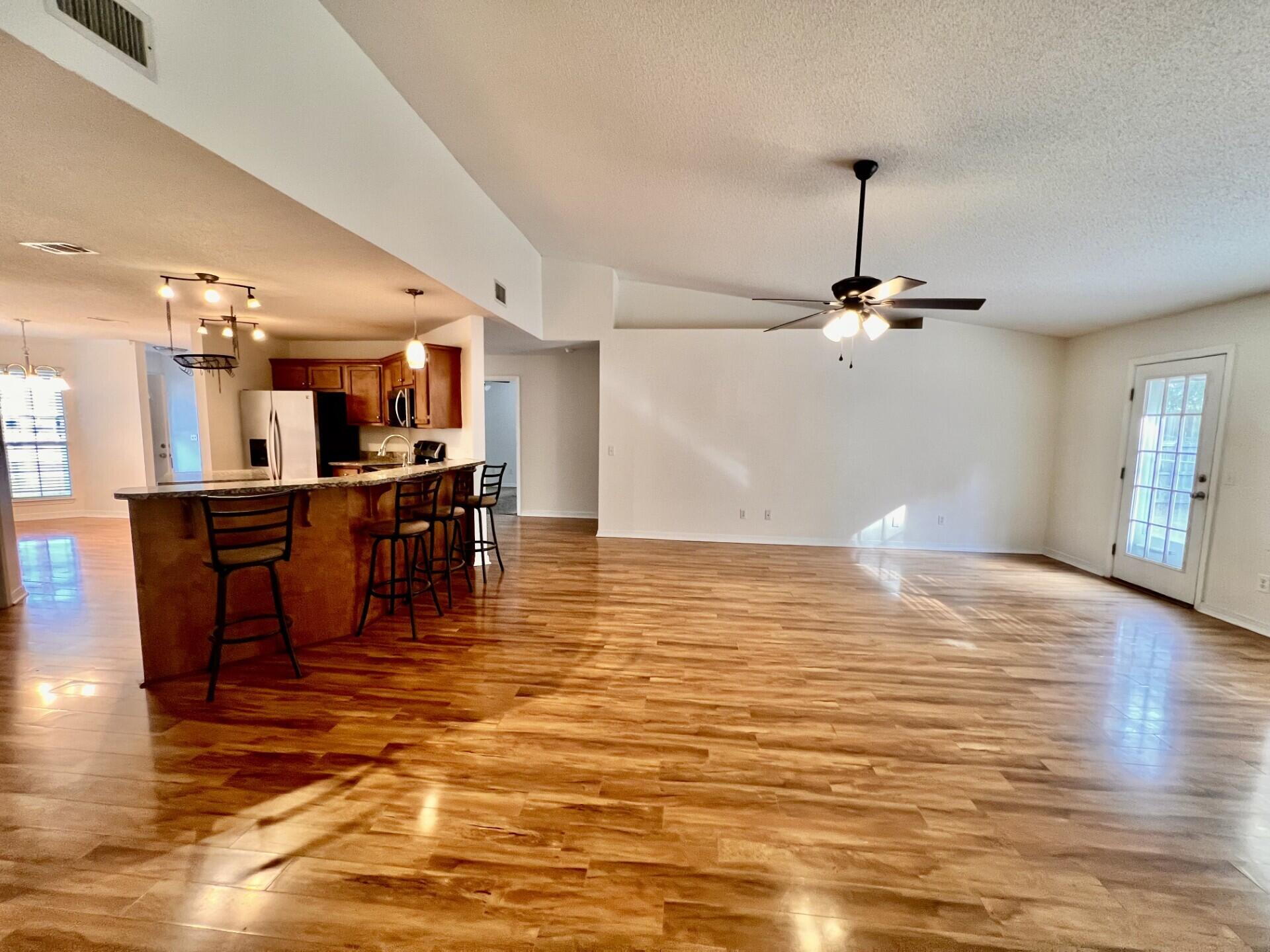 2822 Atoka Trail Crestview, FL 32539 - Photo 5 of 14 2822-18