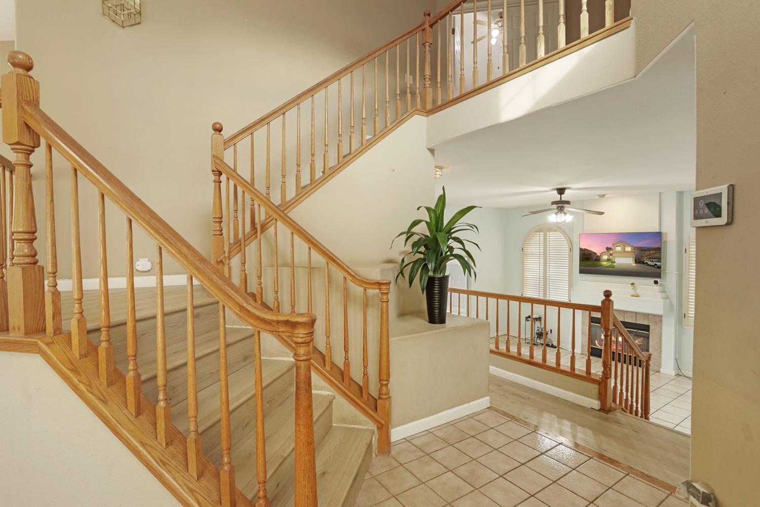 1725 Mark Mead Lane Modesto, CA 95356 - Photo 10 of 52 a view of entryway with wooden floor