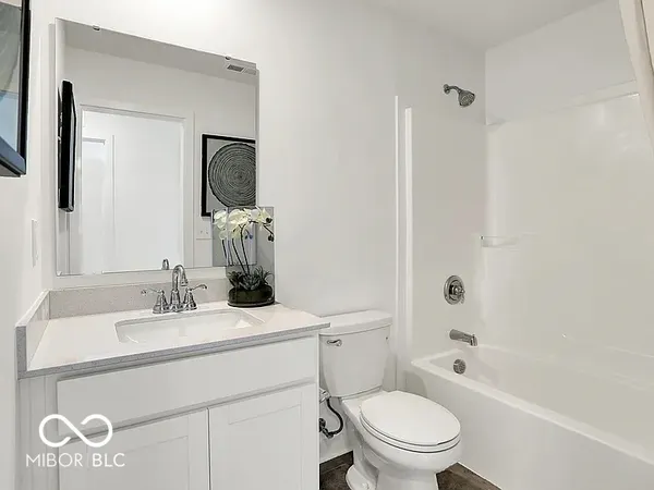 $2,300 | 2868 Woods Edge Drive, Greenwood, IN 46143