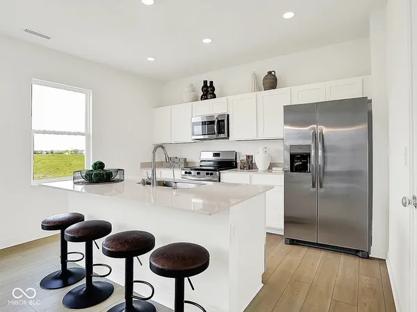 $2,300 | 2868 Woods Edge Drive, Greenwood, IN 46143