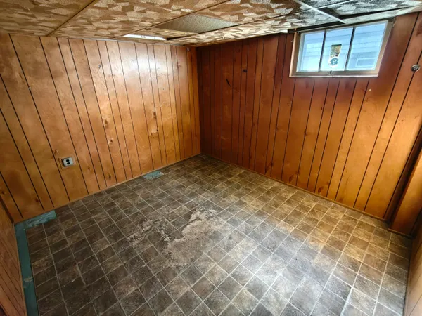 $147,500 | 7418 Howard Avenue, Hammond, IN 46324