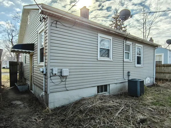$147,500 | 7418 Howard Avenue, Hammond, IN 46324