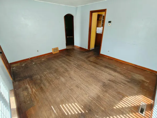 $147,500 | 7418 Howard Avenue, Hammond, IN 46324