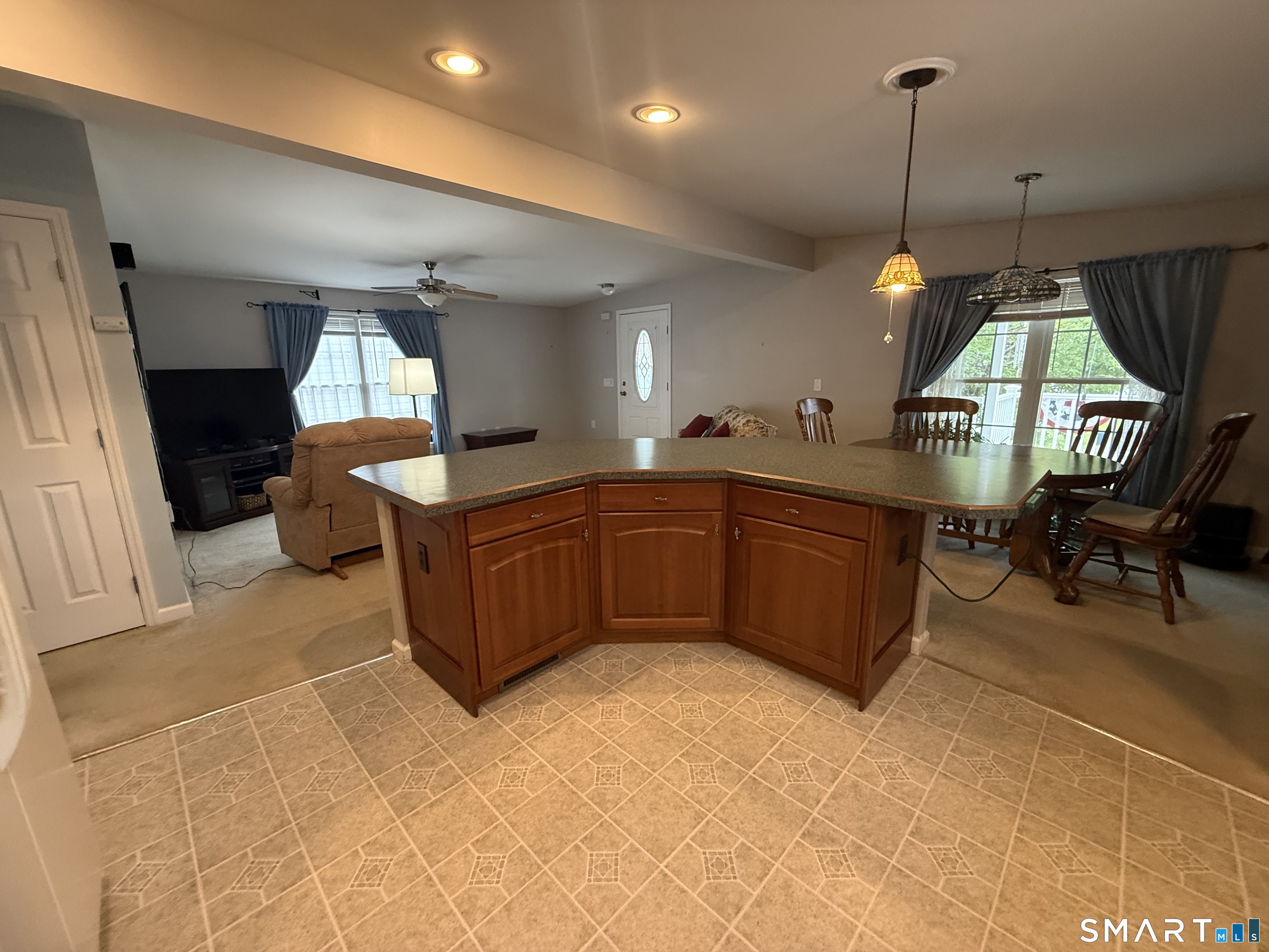 11 Cliff Road Ledyard, CT 06339 - Photo 6 of 26
