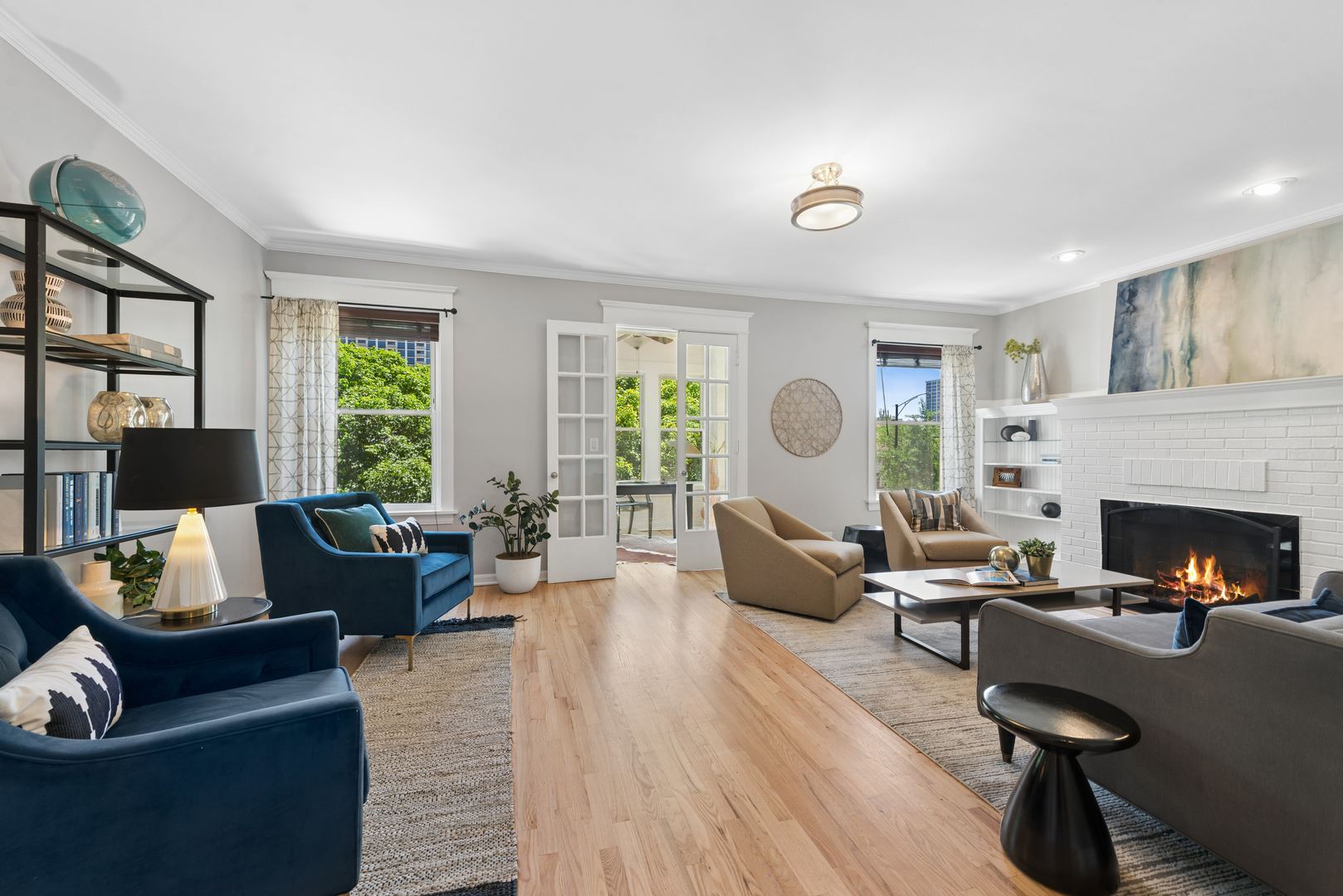 4340 North Sheridan Road, Unit 2S Chicago, IL 60613 - Photo 2 of 22