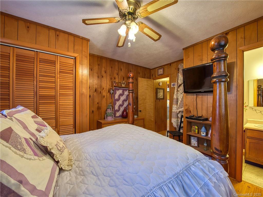 1896 Hurricane Ridge Trace Clyde, NC 28721 - Photo 20 of 27