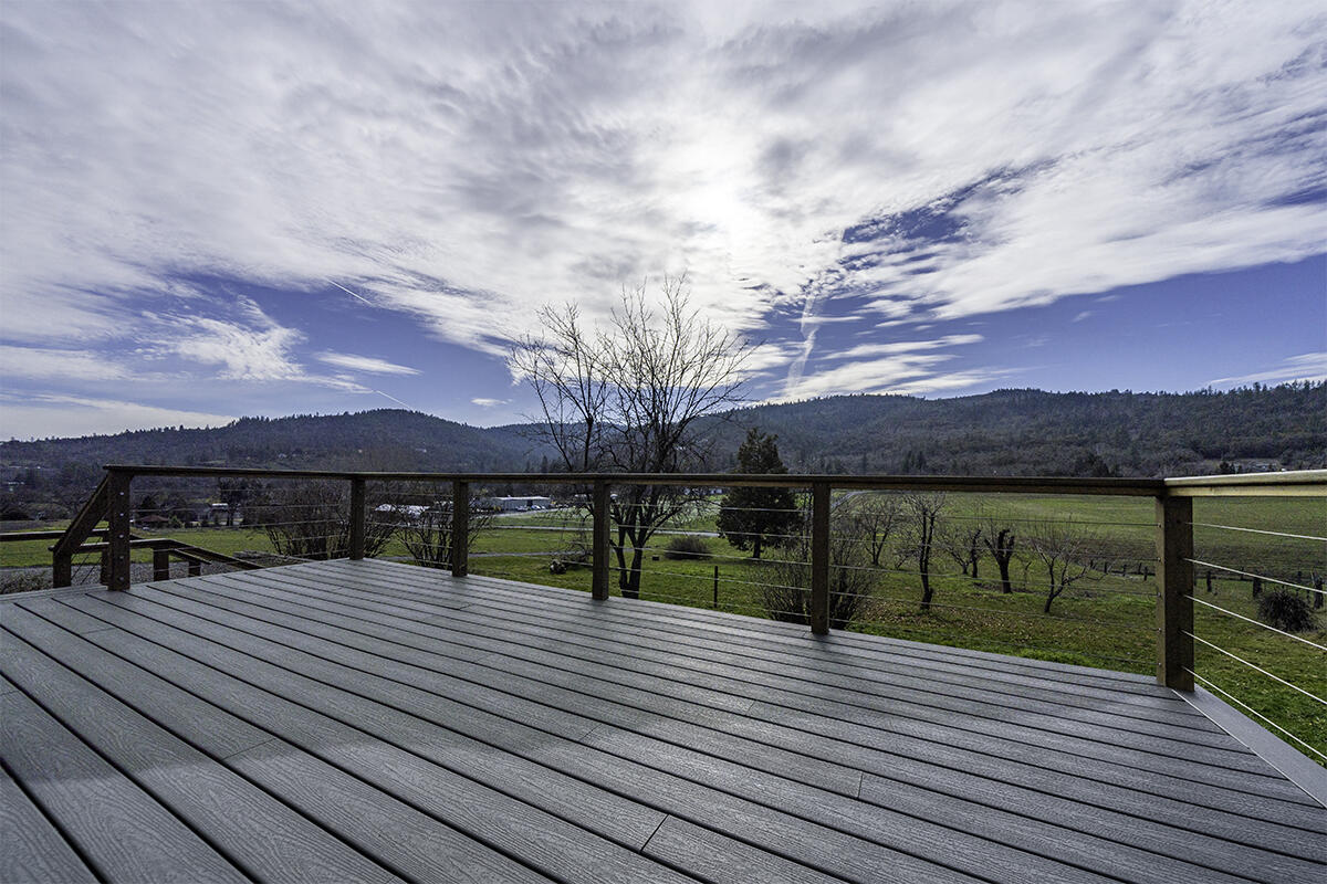 4409 South Stage Road Medford, OR 97501 - Photo 18 of 27 DSC08421