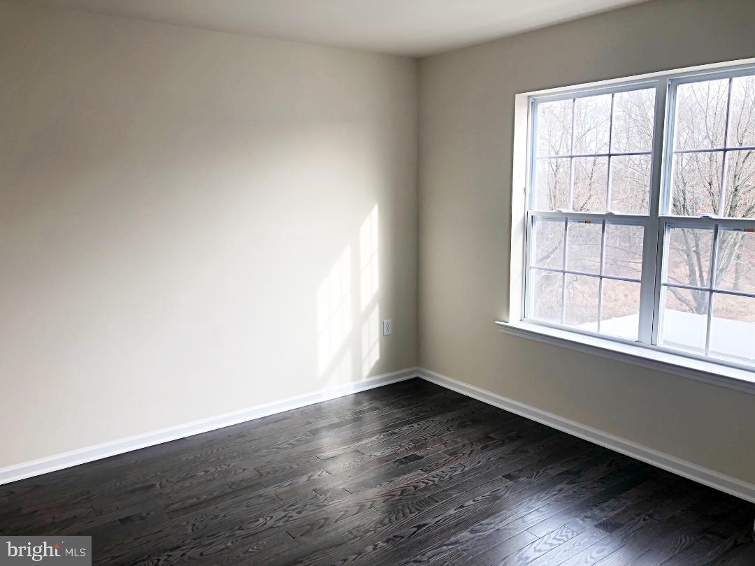 19 Stoneham Road Ewing, NJ 08638 - Photo 23 of 33 Bedroom