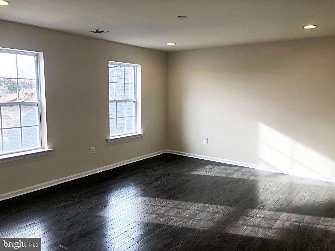 19 Stoneham Road Ewing, NJ 08638 - Photo 26 of 33 Family Room