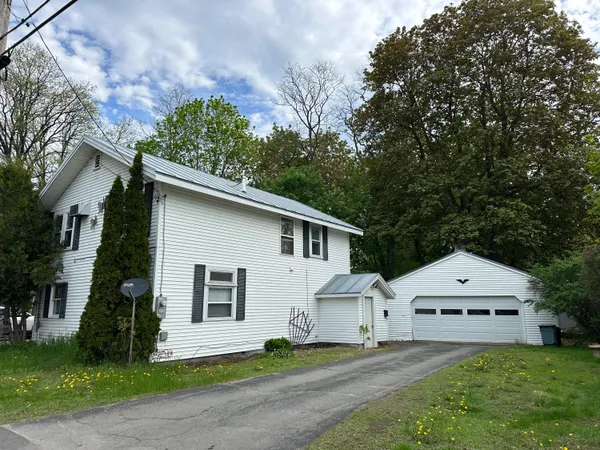 $149,900 | 8 Preble Avenue, Madison, ME 04950