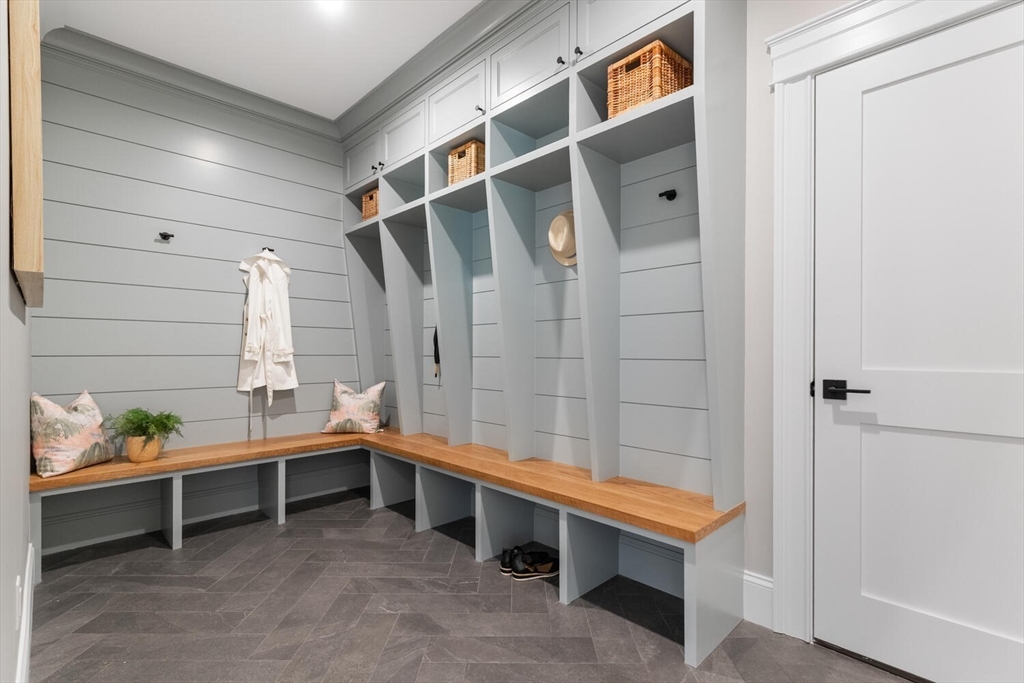 6 Abby Road Winchester, MA 01890 - Photo 18 of 40