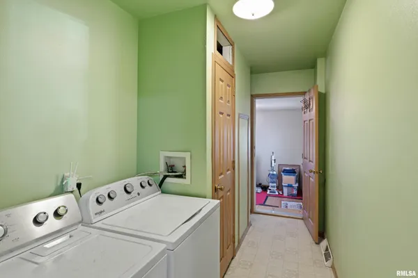 $159,900 | 312 Locust Street, Quincy, IL 62301